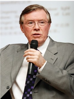 Michael C. Mitchell (美國MCM國際設計集團主席)